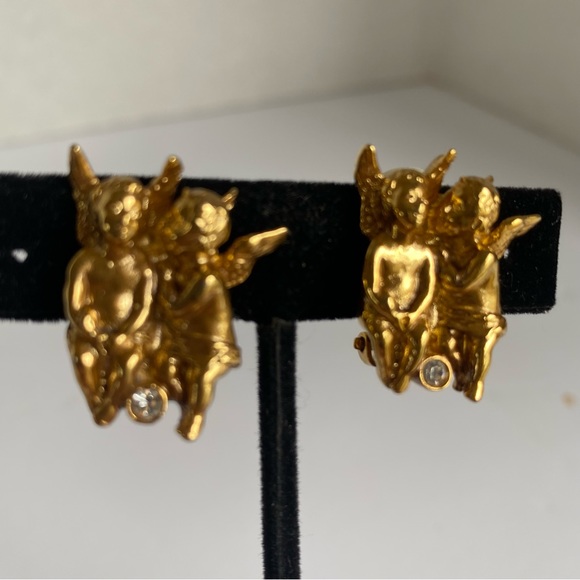 Vintage Cherub Clip on Earrings Gold Tone with Crystal - Picture 3 of 6